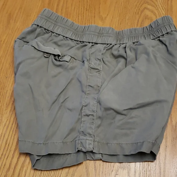 khaki - Picture 3 of 3